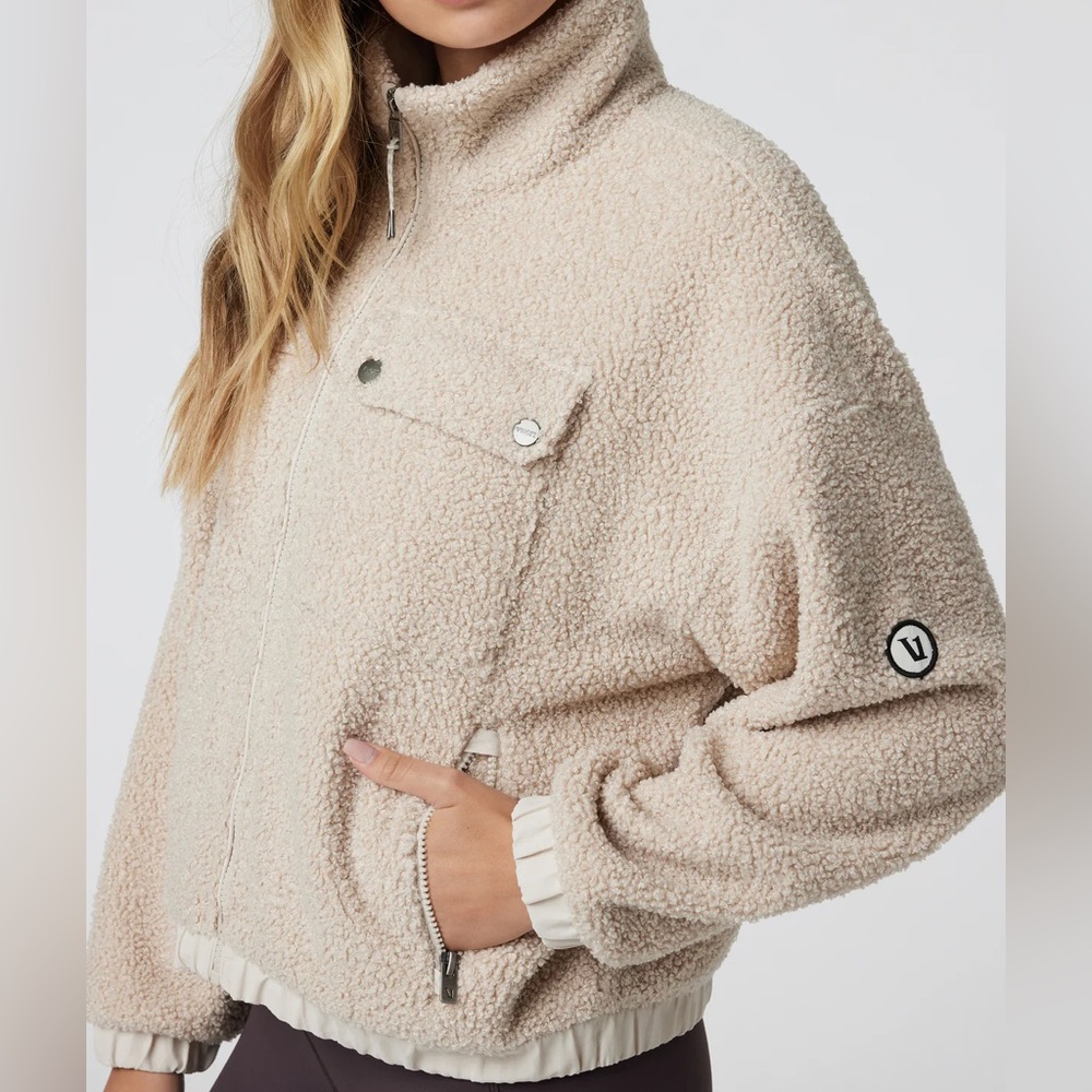 Women's Vuori Sycamore Full Zip Jacket 💫 Dune 💫 Medium - Picture 13 of 15